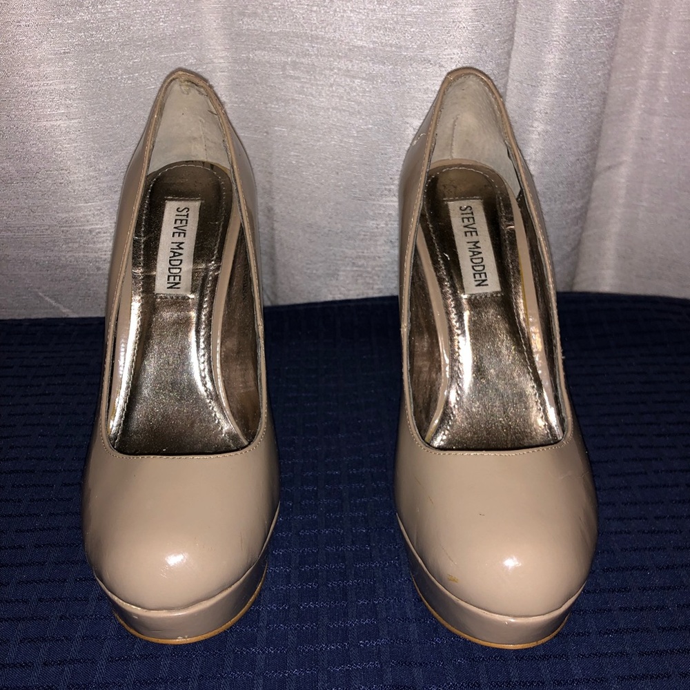 Nude Steve Madden heels